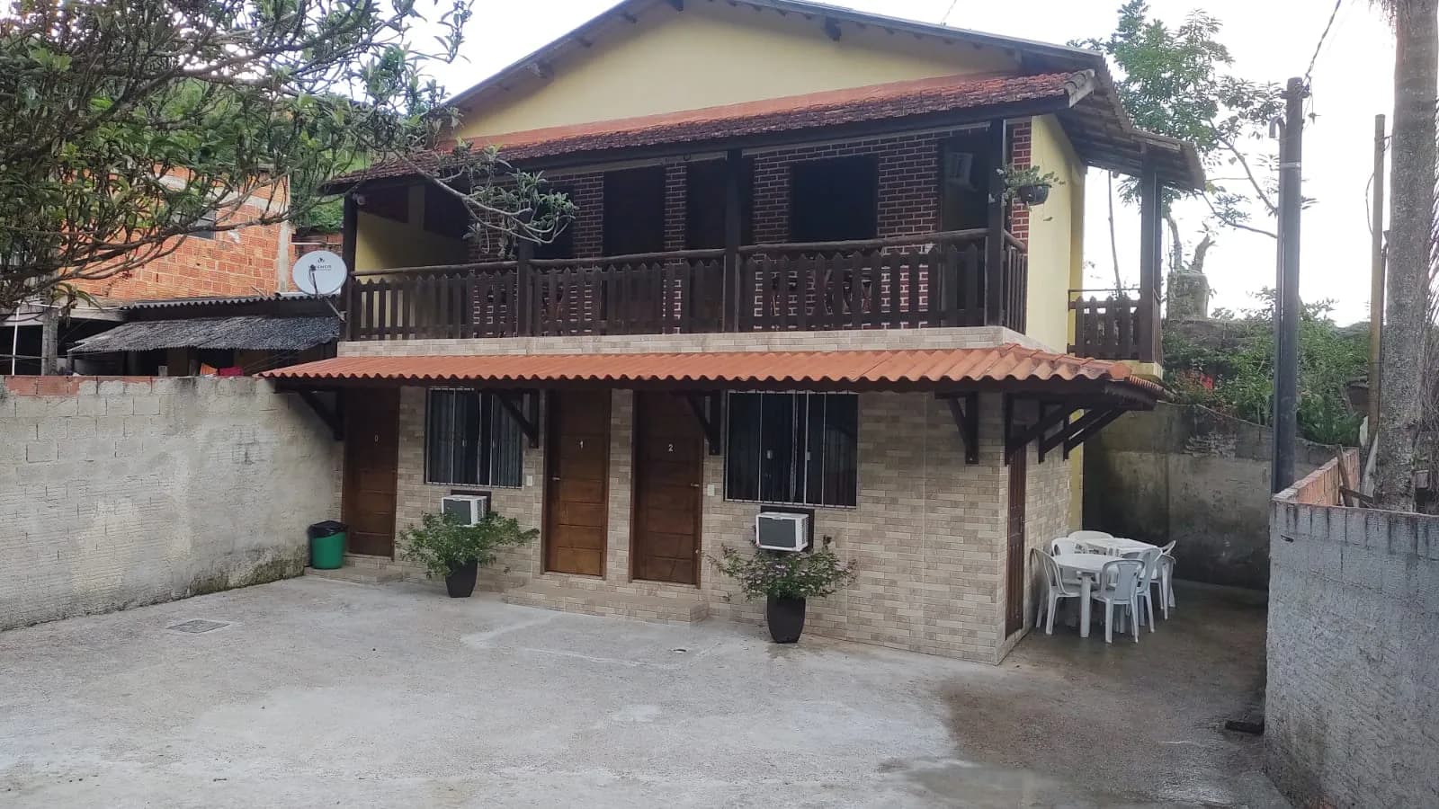 Fachada da Cantinho do Vale
